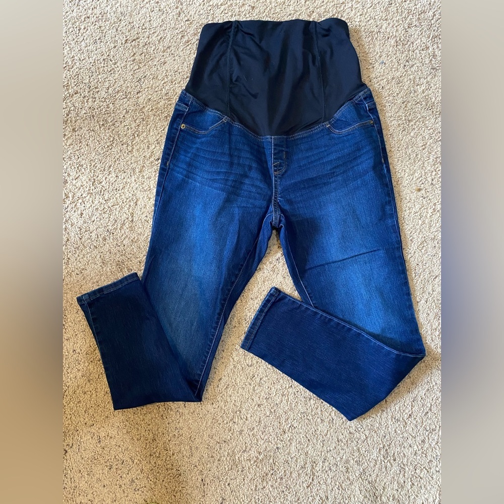 Ingrid  & Isabel Maternity Skinny Jeans Size 8